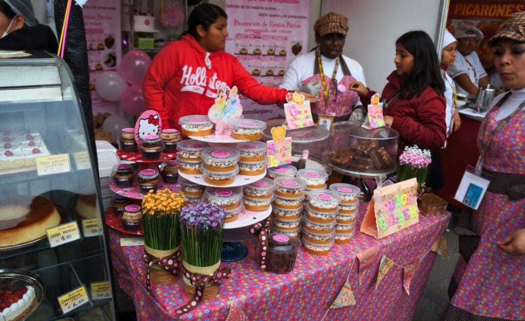 stand de gâteaux à Lima