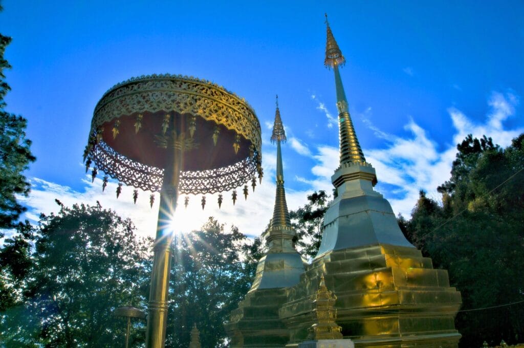 temple Wat Phra That Doi Tung