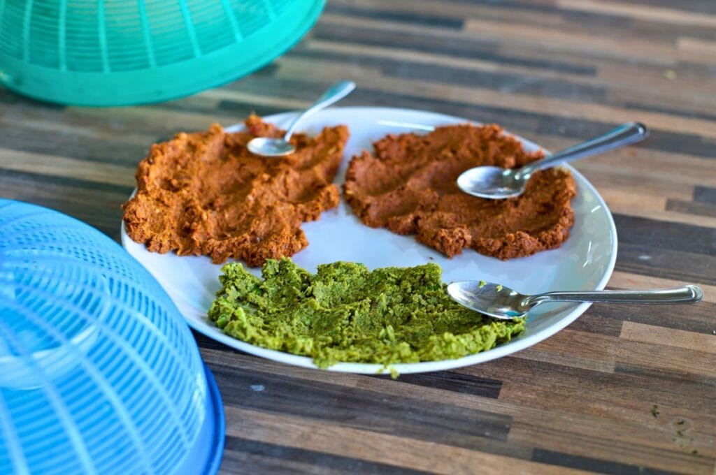 sortes de curry thaï lors du cours de cuisine