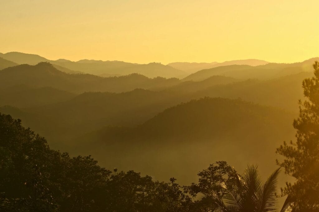 coucher de soleil depuis les hauteurs de Mae Hong Son