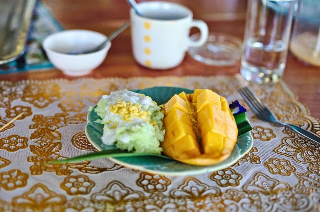 Mango sticky rice