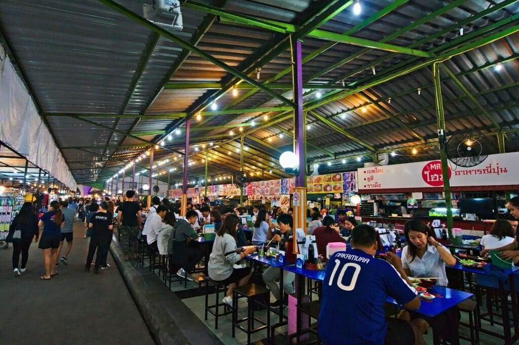 covered market next to chiang mai university