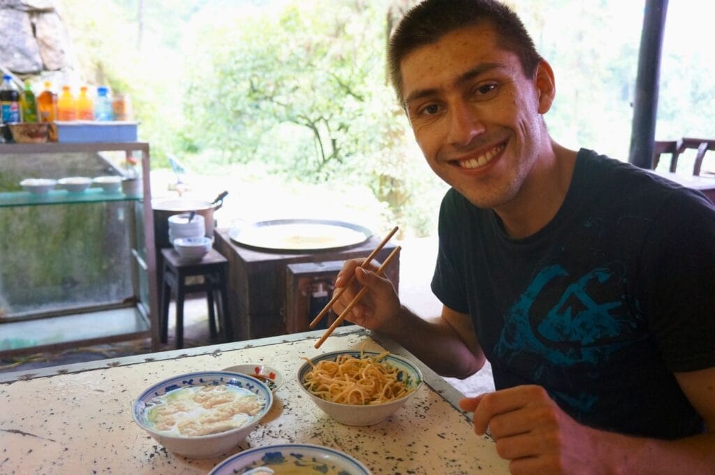 Nouilles dans un petit restaurant de Emei Shan