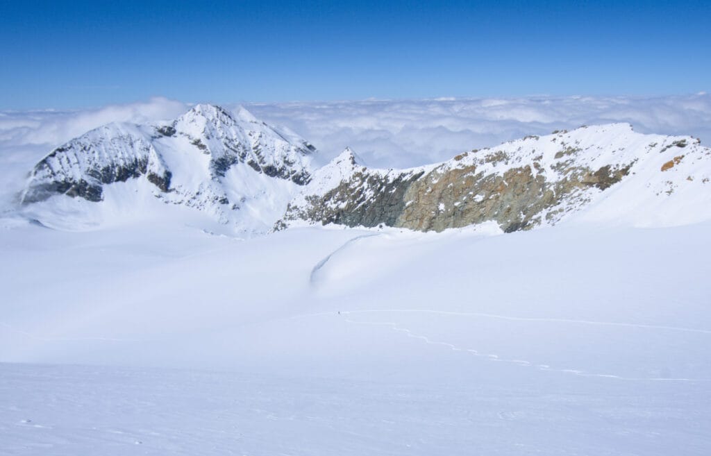 faire la 1ère trace dans la descente du Bishorn