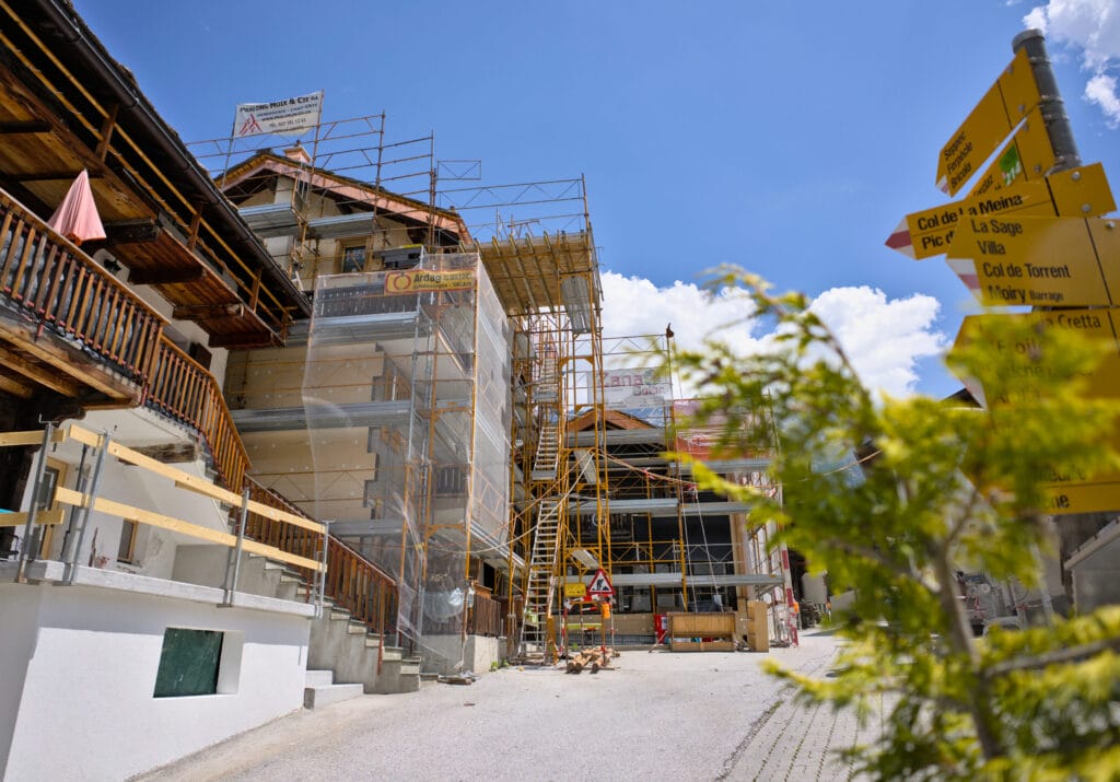 échafaudage pendant les travaux