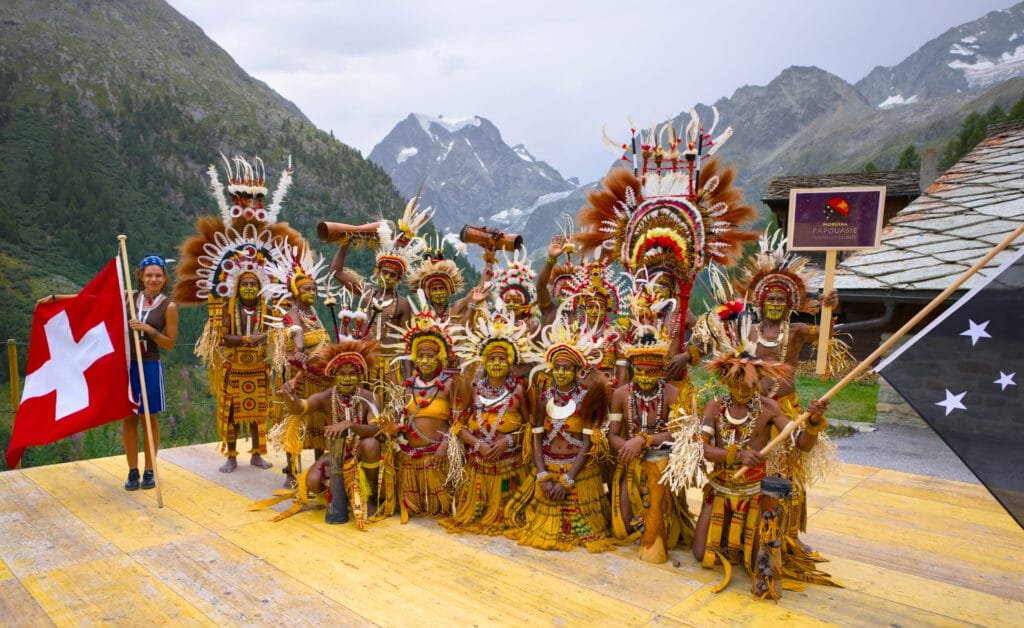 la Papouasie au Val d'Hérens