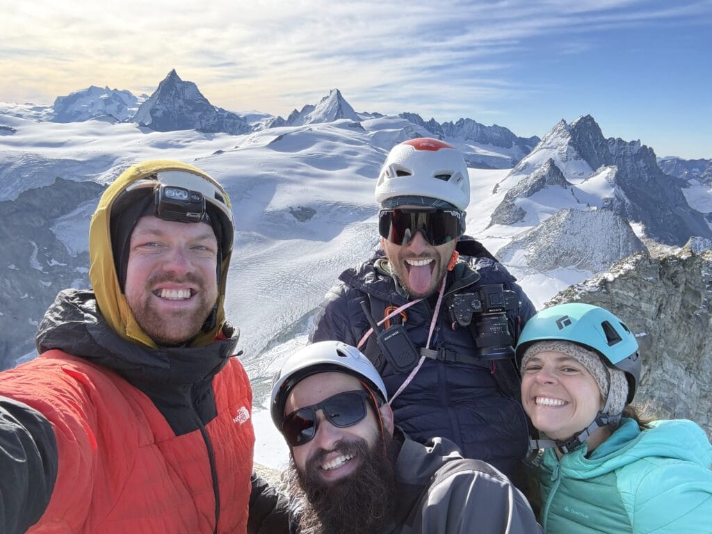 Photo au sommet de l'aiguille de la Tsa