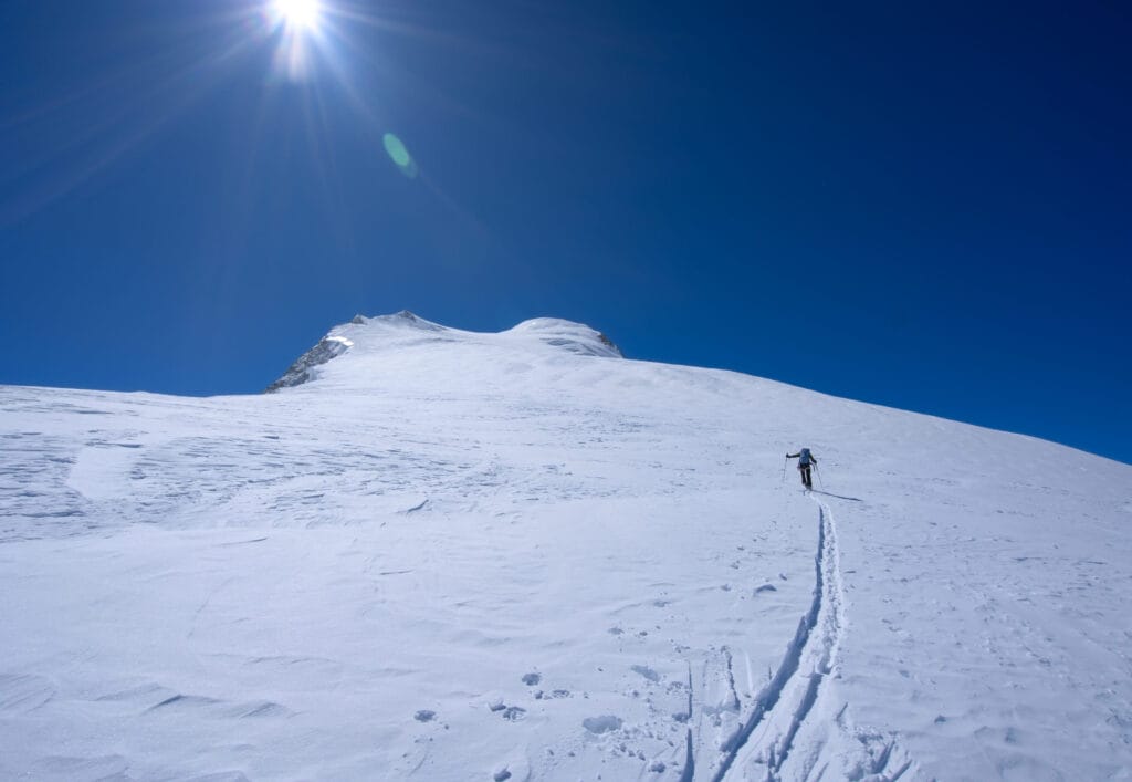 montée du versant NW du Bishorn