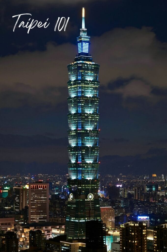 tour 101 illuminée de nuit