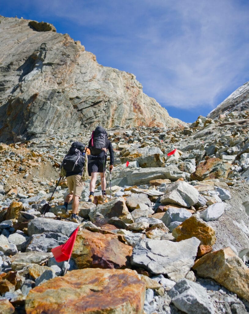 balisage pour monter à la cabane Bertol