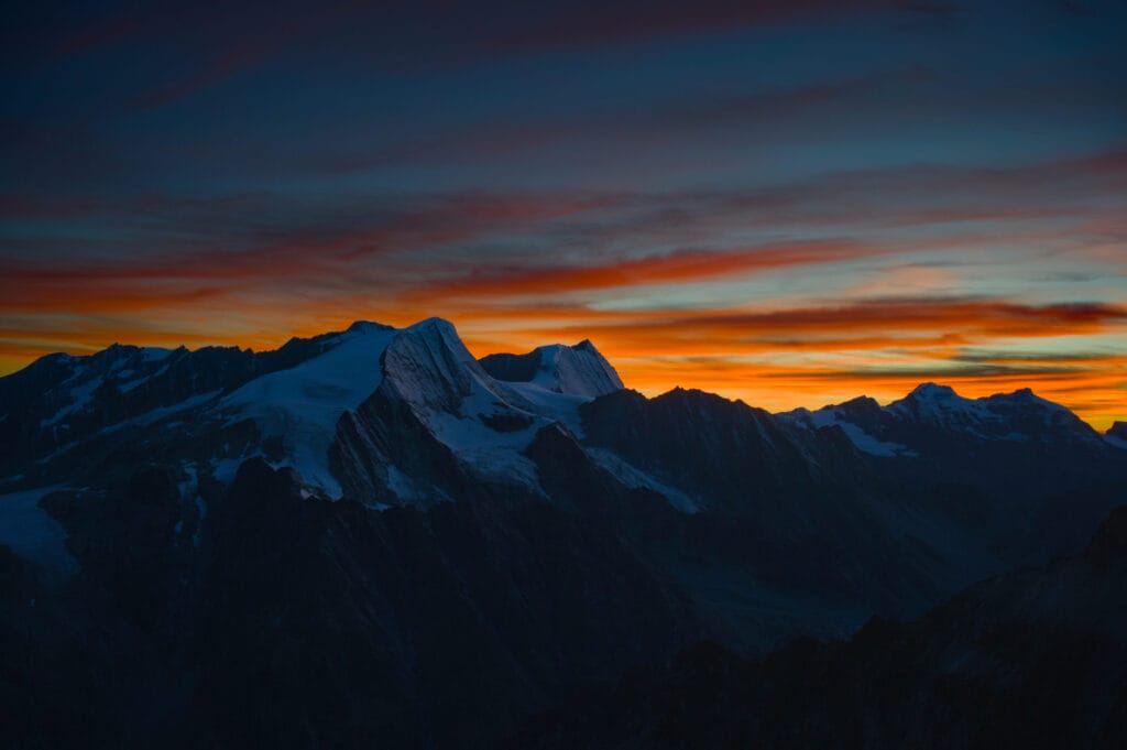 couleurs du soir sur le Pigne d'Arolla