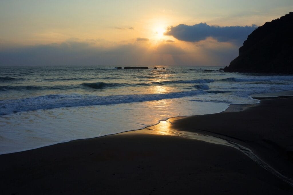lever de soleil sur Jiqi beach