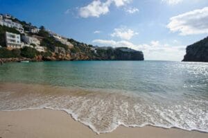 plage de Cala en Porter