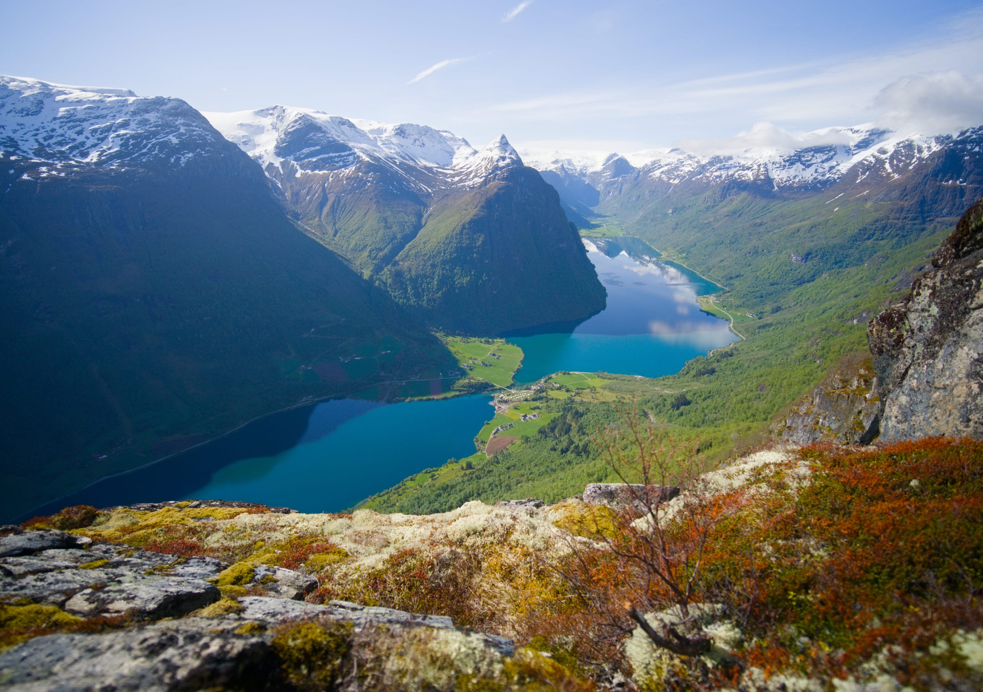 toute la vallée d'Oldedalen depuis le sommet du Klovane