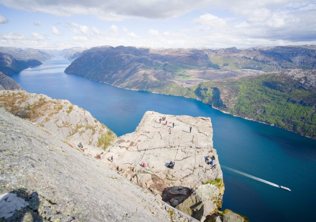 Le lysefjord et le Preikestolen en Norvège