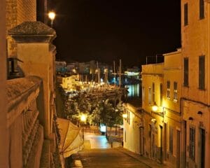 port de ciutadella illuminé