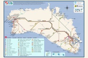 toutes les lignes de bus dessinées sur la carte de Minorque