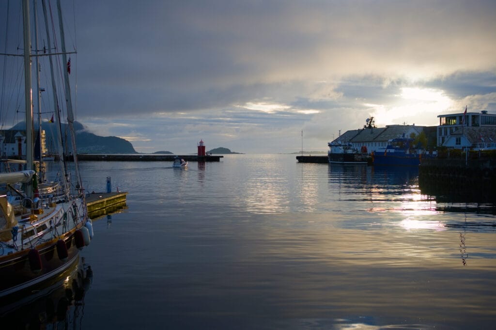 port d'alesund, norvège