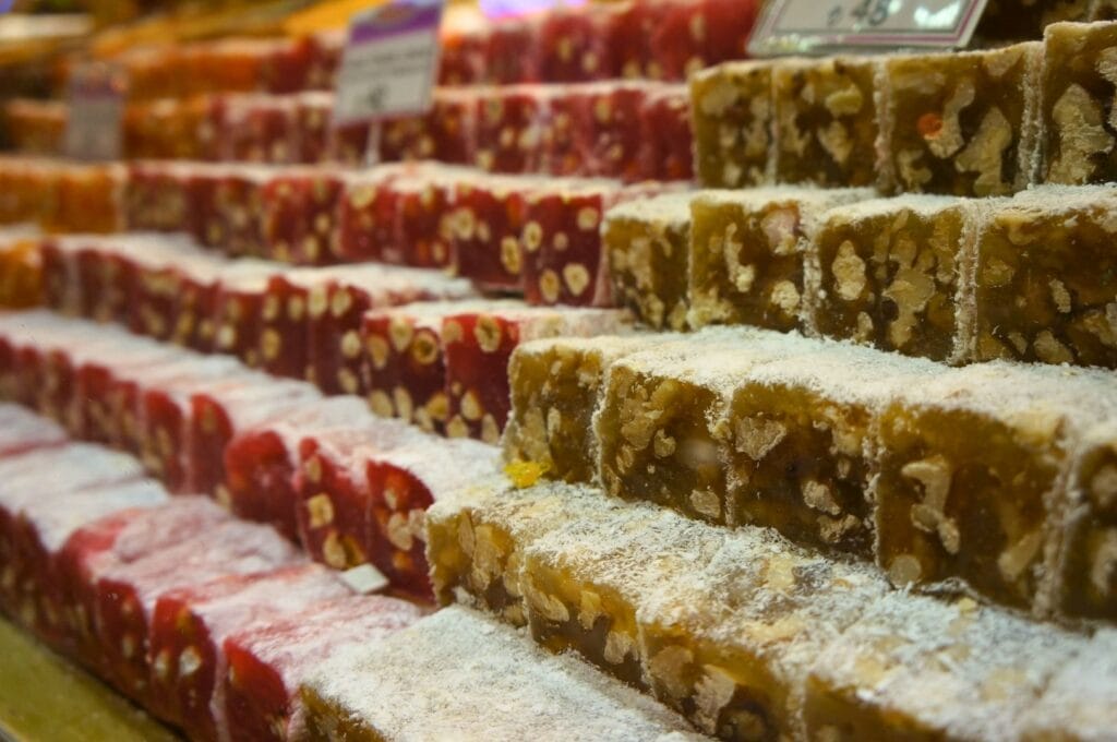 friandises sur un stand du bazar aux épices