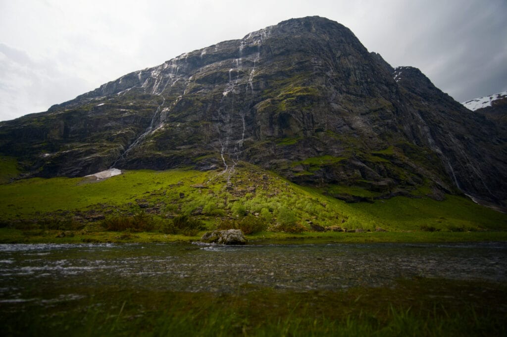 le Staven dans la vallée de Norangsdalen