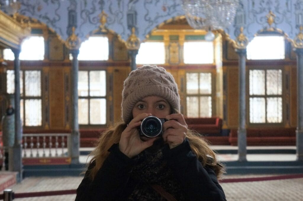 selfie de Fabienne dans les miroirs du palais de Topkapi