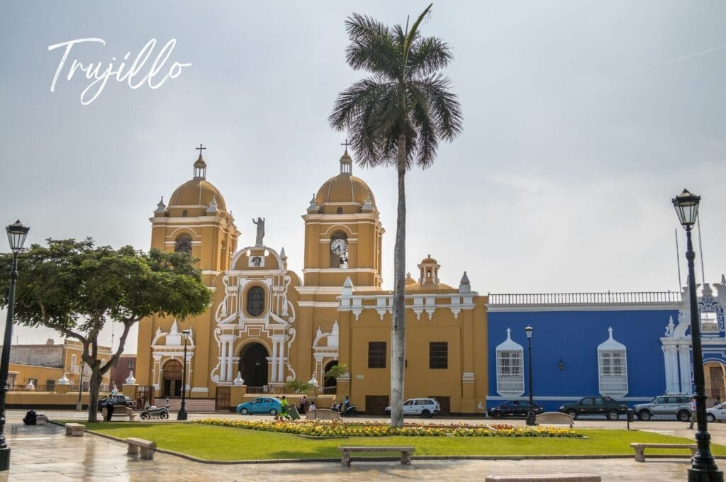 cath&eacute;drale de Trujillo au P&eacute;rou
